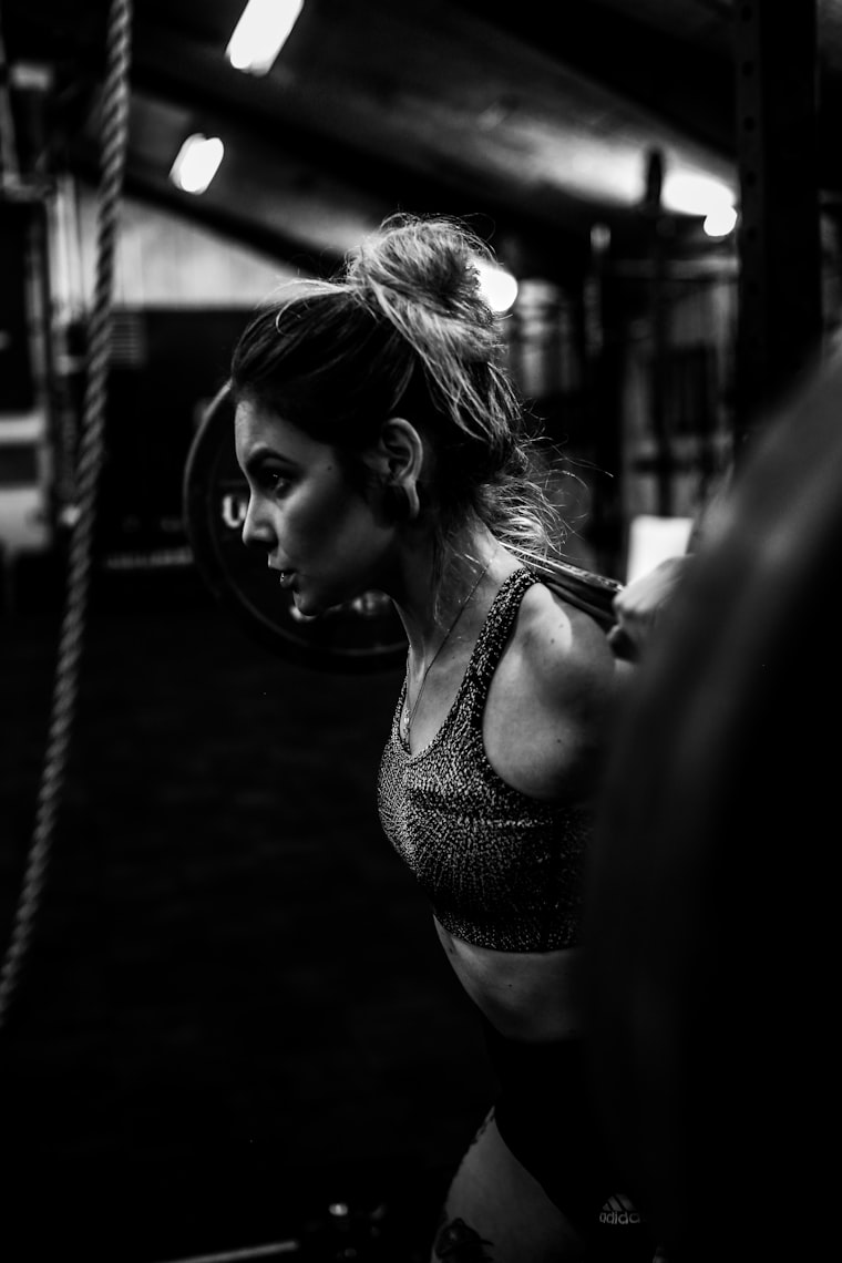Allenamento con pesi leggeri per tonificare